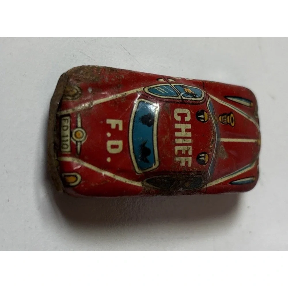 VTG Tin Litho Japan Yone Ishimura Fire Chief Car FD Toy Car (301E)